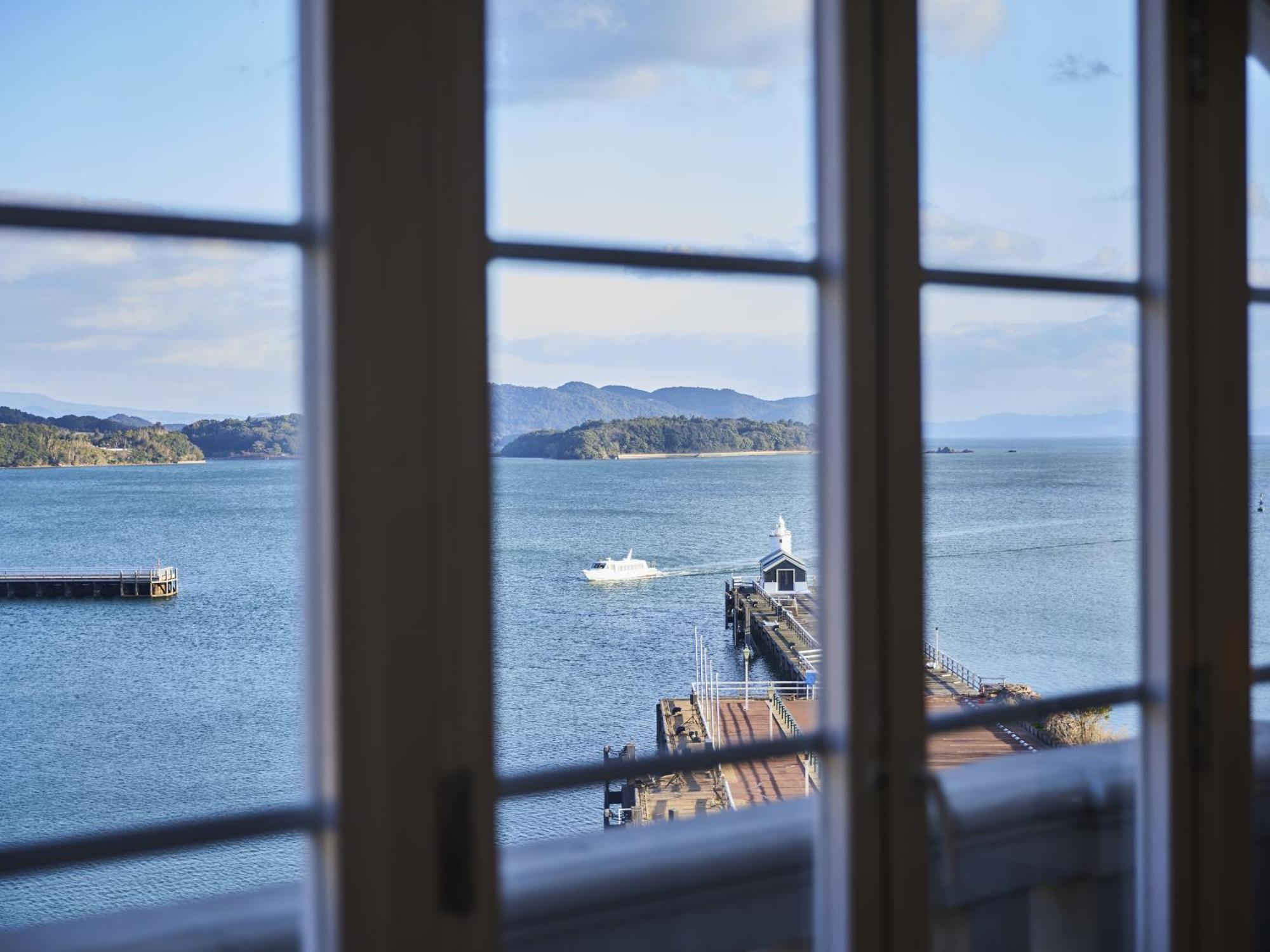 Hotel Den Haag Huis Ten Bosch Sasebo Extérieur photo View of the harbour from the hotel