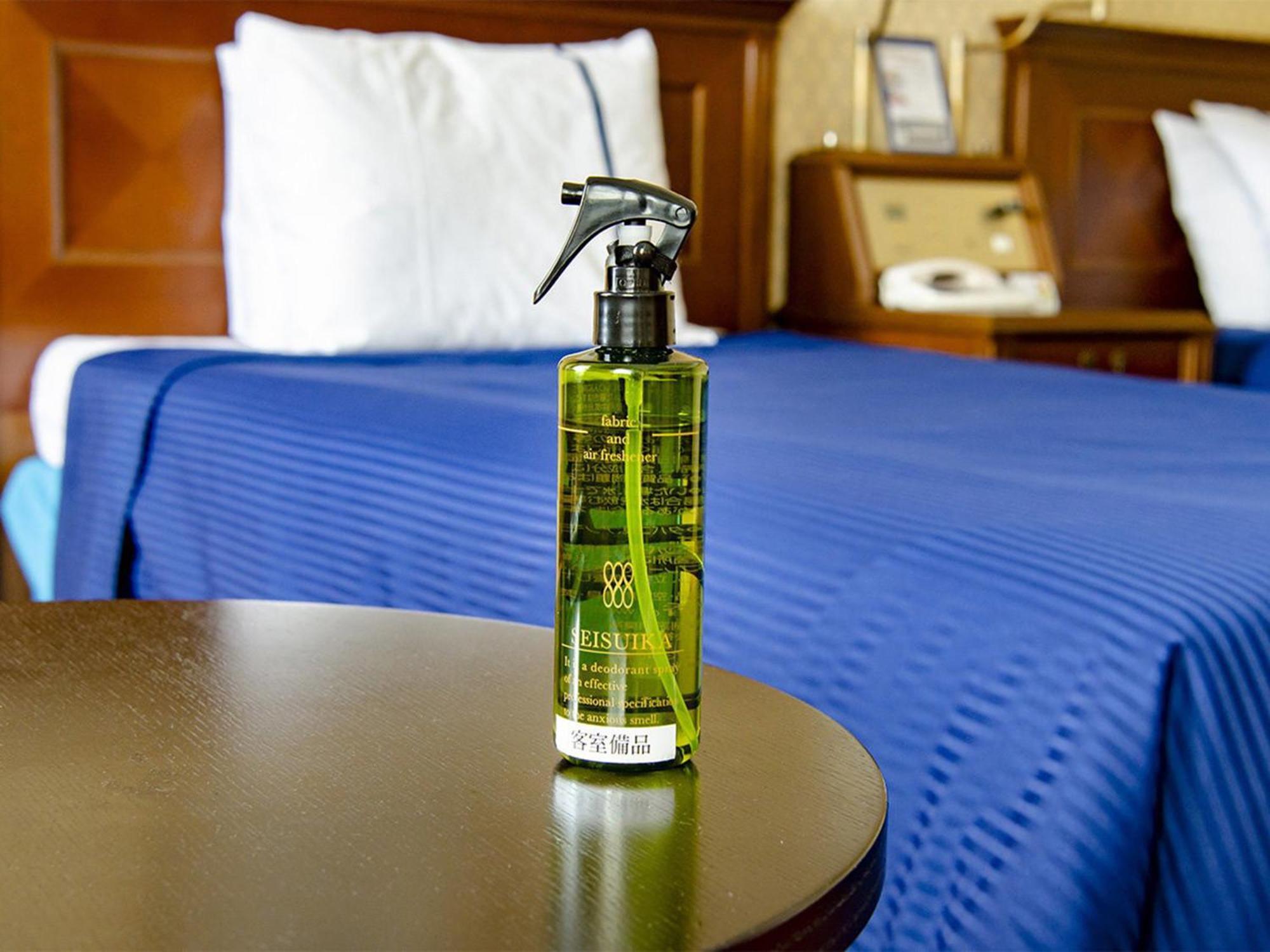 Hotel Den Haag Huis Ten Bosch Sasebo Extérieur photo A bottle of room spray