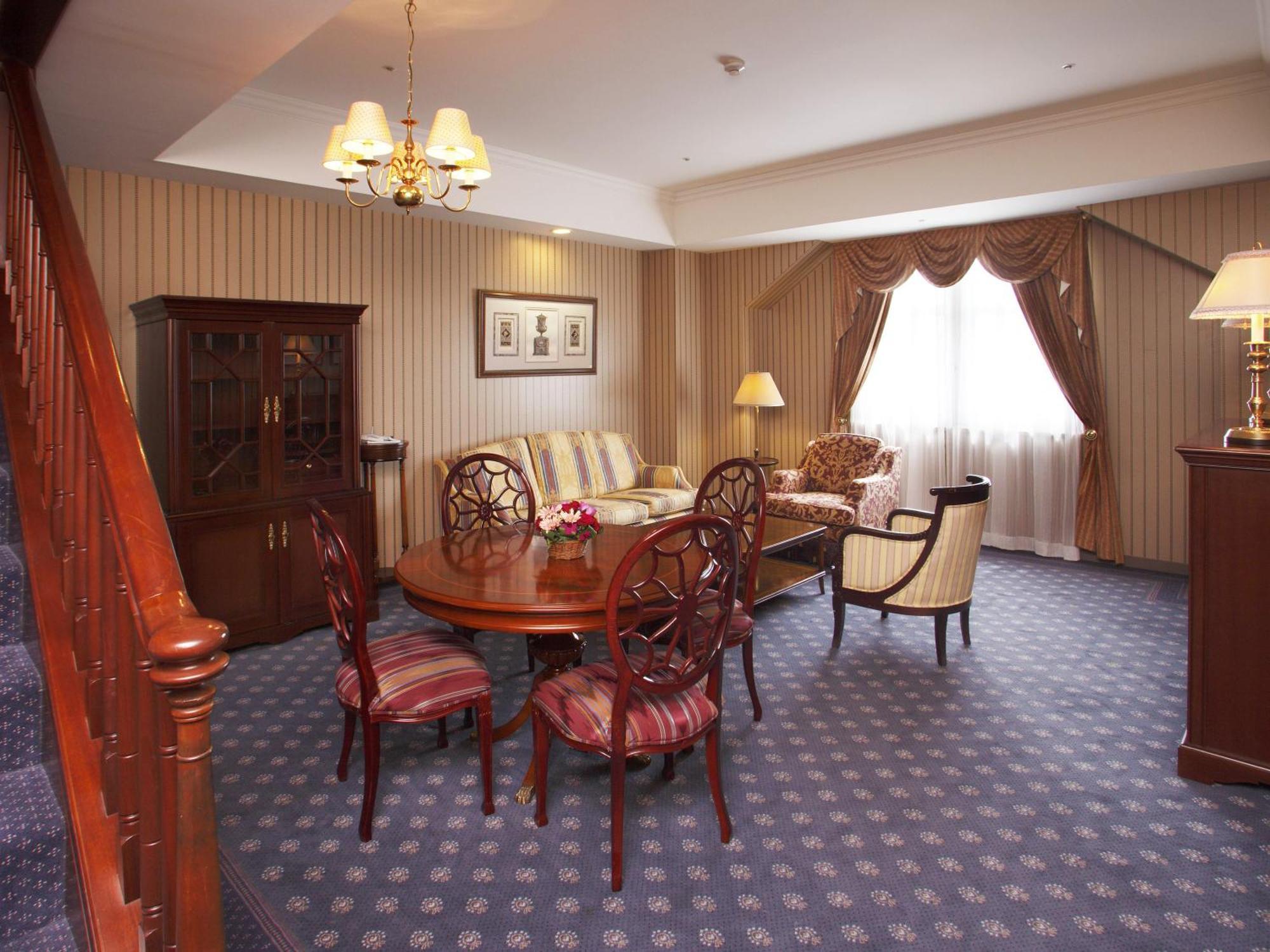 Hotel Den Haag Huis Ten Bosch Sasebo Extérieur photo A suite at the hotel