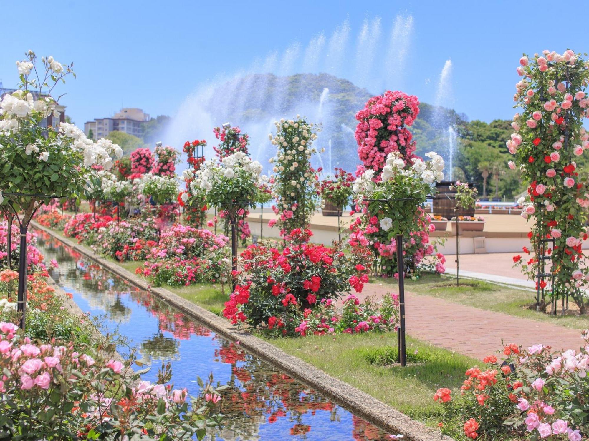 Hotel Den Haag Huis Ten Bosch Sasebo Extérieur photo The International Rose Test Garden